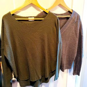 2 Everly + Vici Rib Waffle Knit Soft Sweater Tops Small Olive Grey